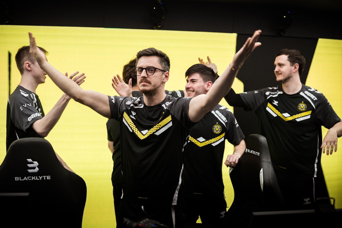 Team Vitality виграла IEM Melbourne 2025, здолавши Falcons у напруженому фіналі